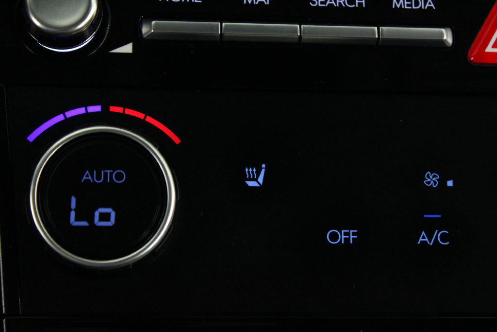 Certified 2025 Hyundai Santa Fe SEL FWD image 31
