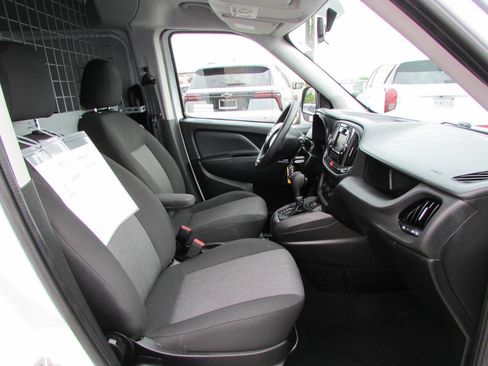 Used 2022 RAM ProMaster City Tradesman FWD image 18