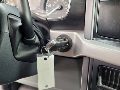 Used 2023 Ford F150 XLT image 19