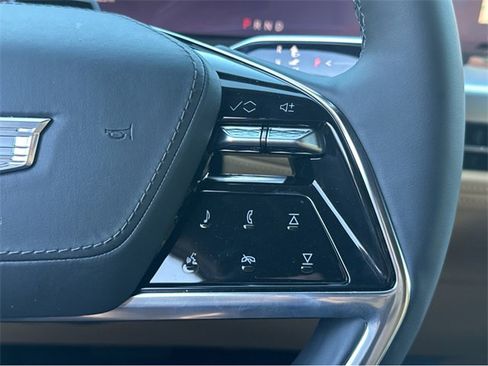 New 2025 Cadillac Escalade IQ Luxury 2 image 21