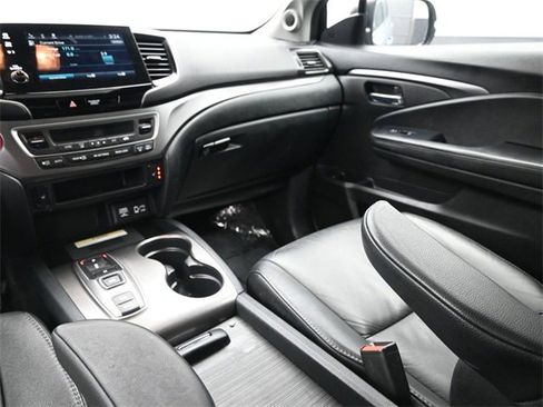 Certified 2022 Honda Pilot Special Edition image 11