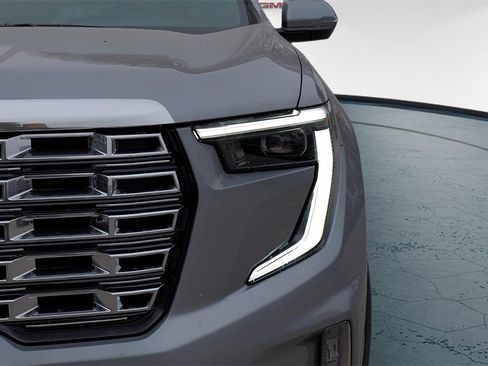 New 2026 GMC Acadia Denali w/ Super Cruise Package image 3