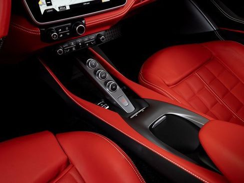 Certified 2019 Ferrari Portofino image 31