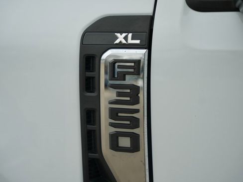 Used 2023 Ford F350 XL w/ 360-Degree Camera Package image 26