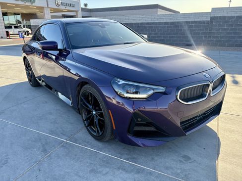 Used 2023 BMW 230i Coupe w/ M Sport Package image 7