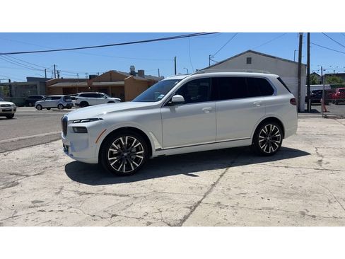 Used 2024 BMW X7 xDrive40i AWD/4WD image 7