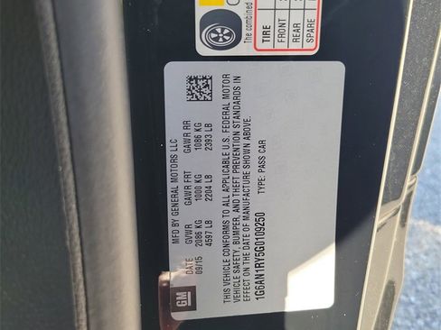 Used 2016 Cadillac ATS V w/ Luxury Package image 29