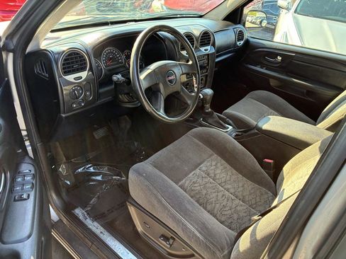 Used 2007 GMC Envoy SLE image 7