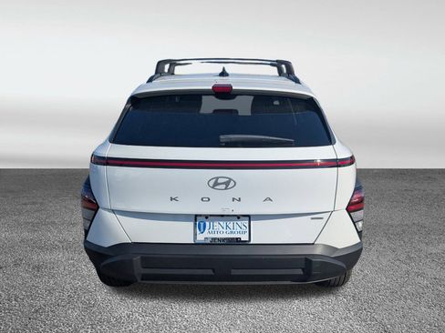 New 2025 Hyundai Kona SEL image 4