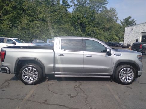 Used 2024 GMC Sierra 1500 Denali w/ Denali Reserve Package image 2
