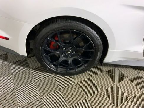 Used 2018 Ford Mustang Coupe w/ Ecoboost Performance Package image 33