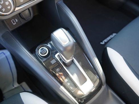 Used 2020 Nissan Versa SV FWD image 12