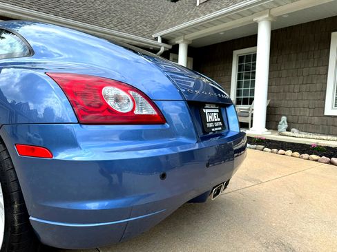 Used 2005 Chrysler Crossfire Limited image 32