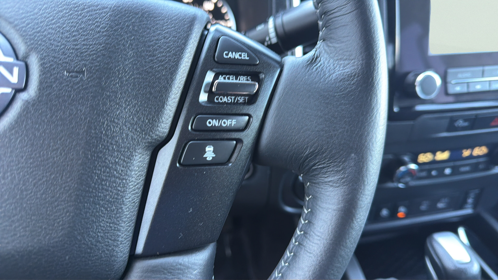 Used 2023 Nissan Frontier SV w/ SV Convenience Package AWD/4WD image 19