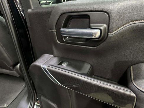 Used 2022 GMC Sierra 1500 AT4 w/ AT4 Premium Package AWD/4WD image 34