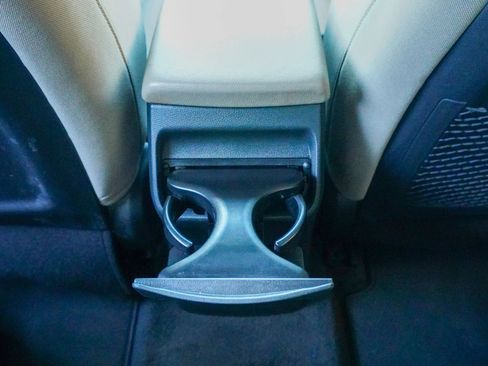 Used 2020 Hyundai Elantra ECO image 24