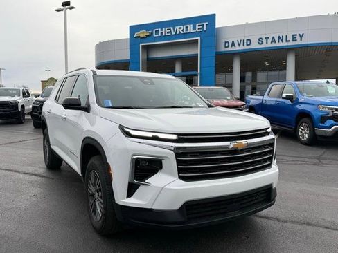 New 2026 Chevrolet Traverse LT w/ Driver Confidence Package image 12