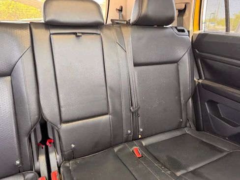 Used 2018 Volkswagen Atlas SEL FWD image 11