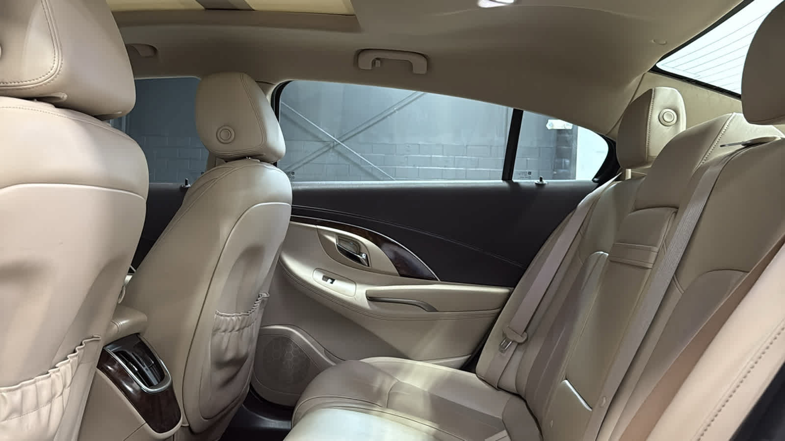 Used 2015 Buick LaCrosse Leather FWD image 21