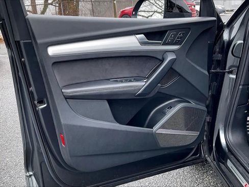 Used 2021 Audi SQ5 Premium Plus image 23