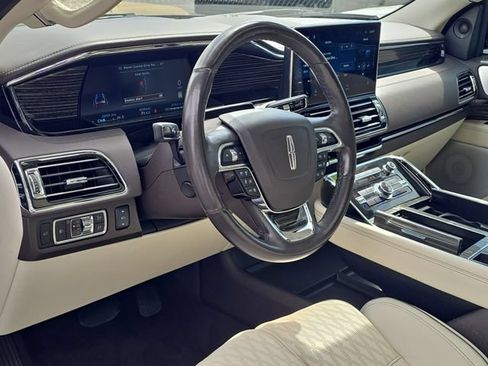 Used 2024 Lincoln Navigator Black Label AWD/4WD image 7