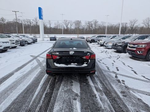 Used 2020 Nissan Altima 2.5 SV image 4