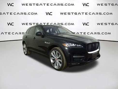 Used 2019 Jaguar F-PACE R-Sport image 2