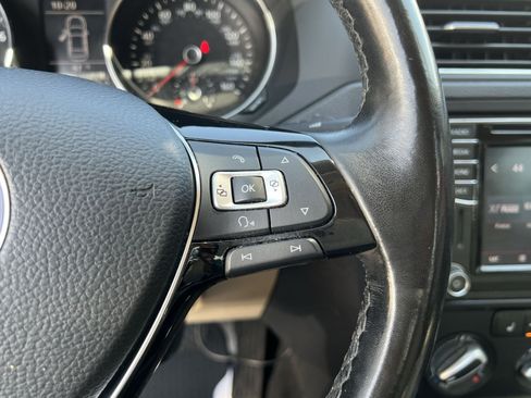 Used 2018 Volkswagen Jetta SE FWD image 33