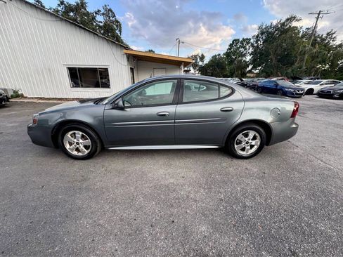 Used 2005 Pontiac Grand Prix w/ Drivers Plus Package image 14