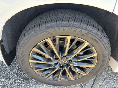 New 2026 INFINITI QX80 Autograph w/ Premium Cargo Package image 20