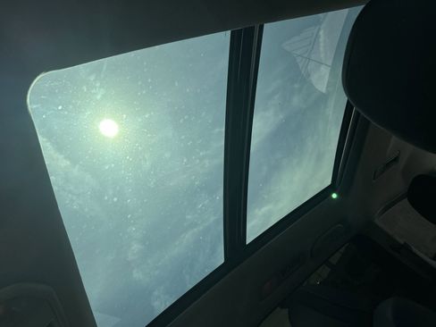 Used 2023 Subaru Ascent Onyx Edition Limited AWD/4WD image 16