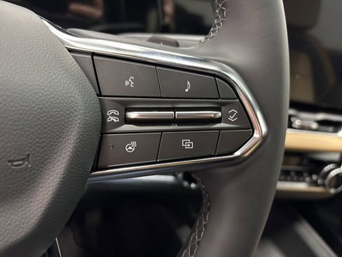 New 2026 Chevrolet Equinox ACTIV w/ Convenience Package III image 24