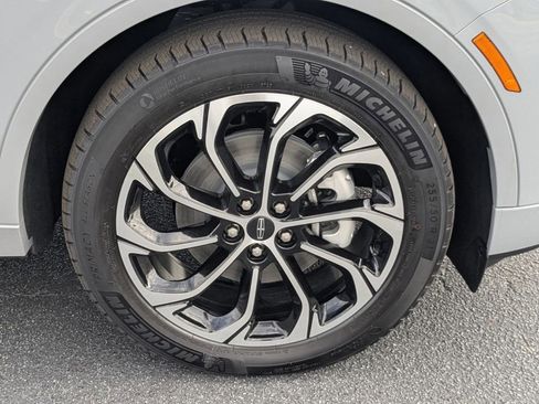 New 2026 Lincoln Nautilus Reserve image 11