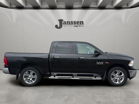Used 2017 RAM 1500 Big Horn AWD/4WD image 4