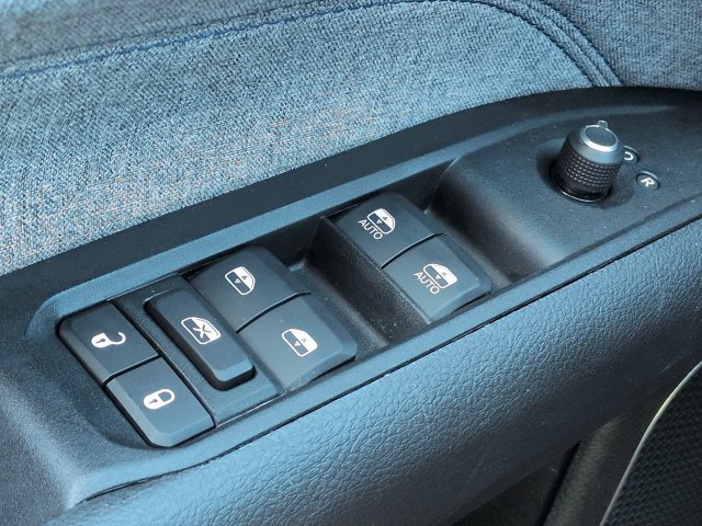 Certified 2022 Jeep Compass Latitude AWD/4WD image 24