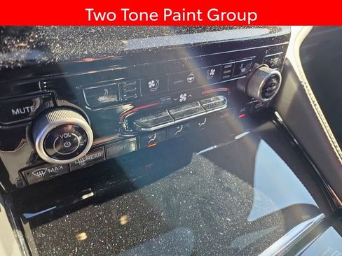 Used 2022 Jeep Grand Cherokee L Summit image 11