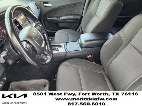 Used 2021 Dodge Charger SXT w/ Blacktop Package RWD image 12