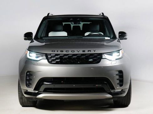 Used 2023 Land Rover Discovery S R-Dynamic image 8