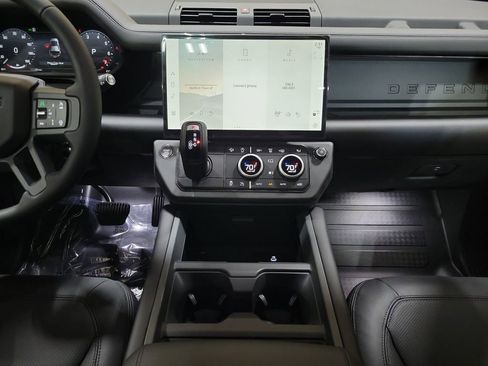 New 2026 Land Rover Defender 110 S AWD/4WD image 26
