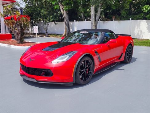 Used 2017 Chevrolet Corvette Grand Sport RWD image 12