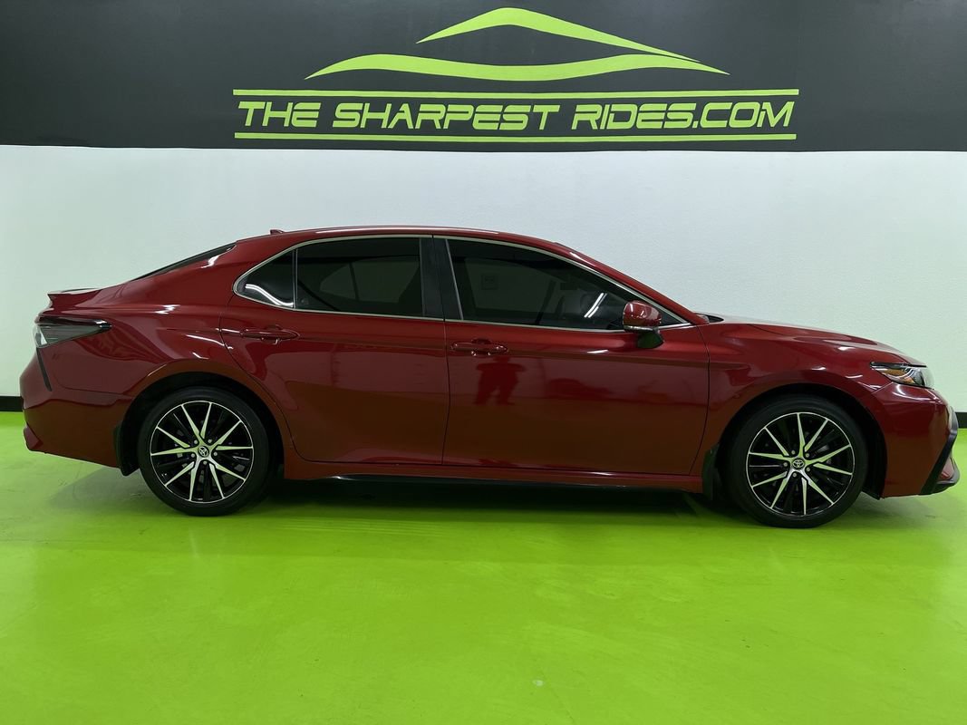 Used 2023 Toyota Camry SE w/ Convenience Package FWD image 11