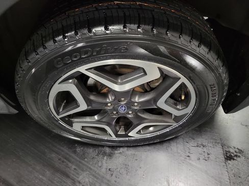 Used 2019 Subaru Crosstrek 2.0i Limited w/ Moonroof Package AWD/4WD image 13