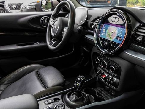 Used 2024 MINI Cooper Clubman S w/ Signature Upholstery Package image 23
