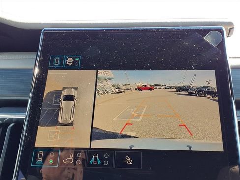 New 2026 GMC Acadia Elevation image 10