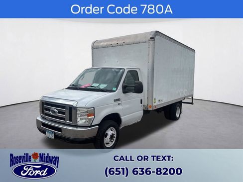 Used 2011 Ford E-350 and Econoline 350 Super Duty w/ Payload Pkg RWD image 3