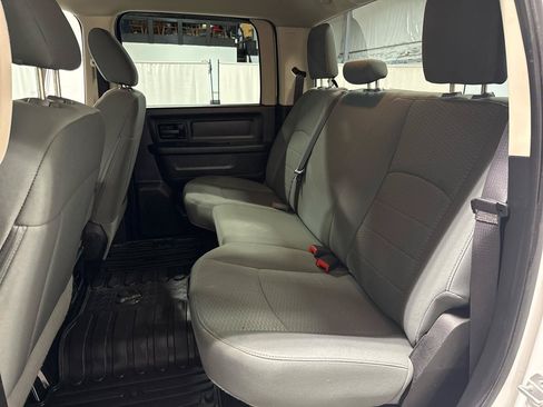 Used 2015 RAM 1500 Express AWD/4WD image 16