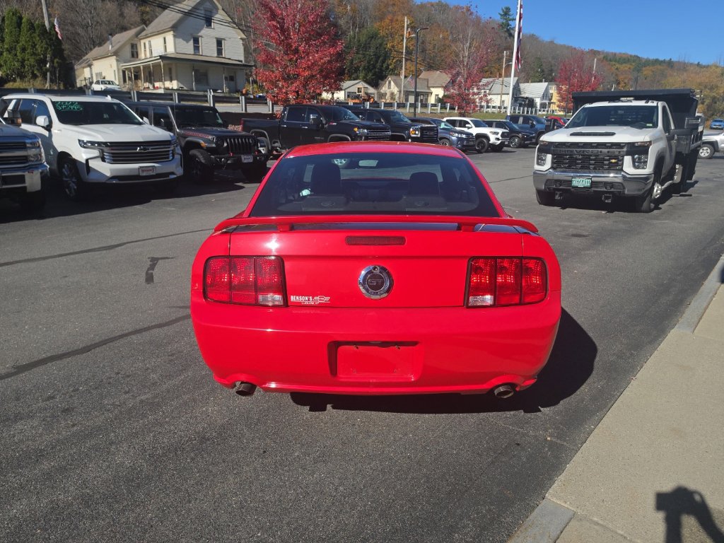 Used 2006 Ford Mustang GT RWD image 5