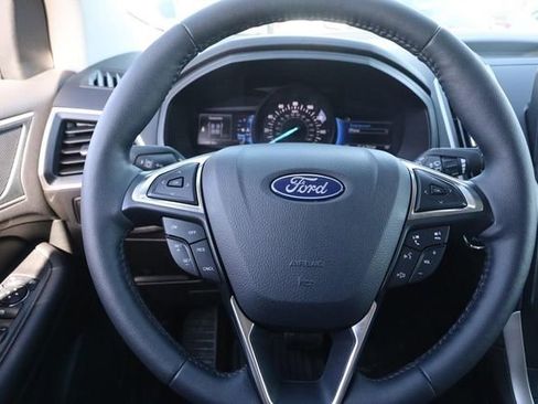 Certified 2024 Ford Edge SEL w/ Convenience Package image 10