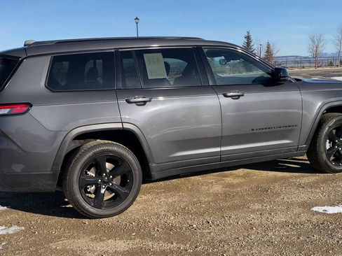 Certified 2023 Jeep Grand Cherokee L Laredo image 2