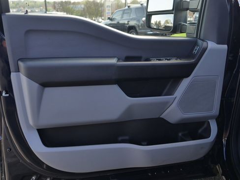 Used 2024 Ford F350 XL RWD image 14
